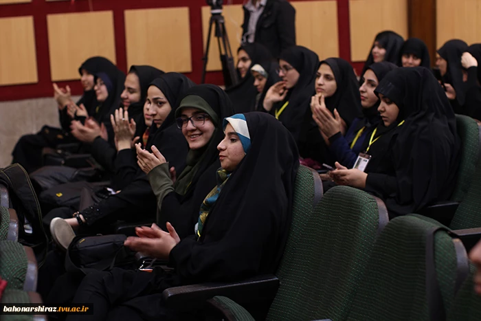 گزارش تصویری افتتاحیه نخستین نشست کانون‌های فرهنگی قرآن و عترت دانشگاه فنی و حرفه‌ای کشور در شیراز
 19