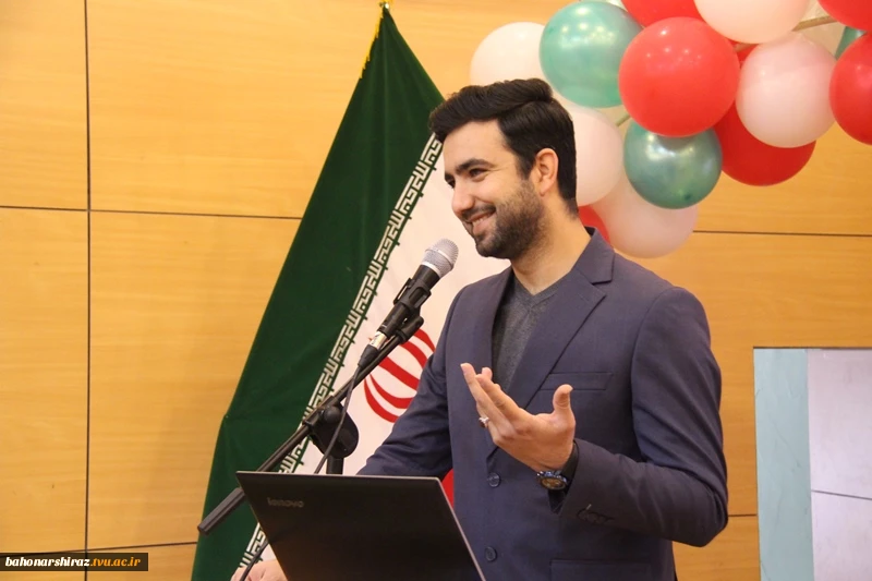 گزارش تصویری افتتاحیه نخستین نشست کانون‌های فرهنگی قرآن و عترت دانشگاه فنی و حرفه‌ای کشور در شیراز
 17