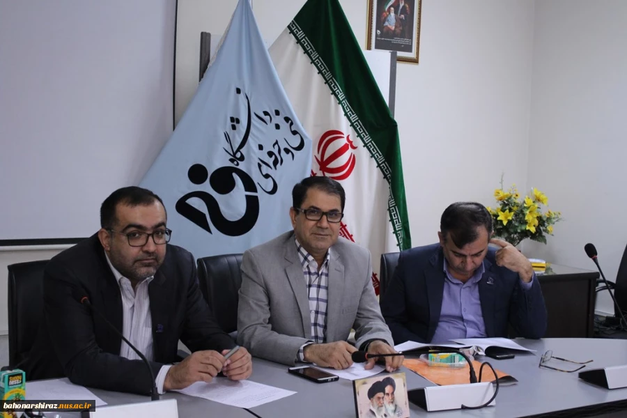 سرپرست معاونت پژوهش و فناوری دانشکده فنی و حرفه ای شهید باهنر شیراز گفت: پس از بررسی طرح های پژوهشی ارائه شده اساتید دانشگاه فنی و حرفه ای فارس، 29 طرح برای ارسال به  دانشگاه فنی و حرفه ای کشور مورد تصویب قرار گرفت.

 2