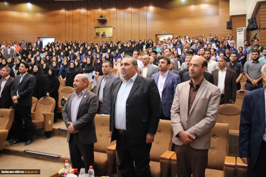 حضور دانشجویان دختر و پسر دانشکده های فنی دختران و شهید باهنر شیراز در آیین بازگشایی دانشگاه های استان فارس 5
