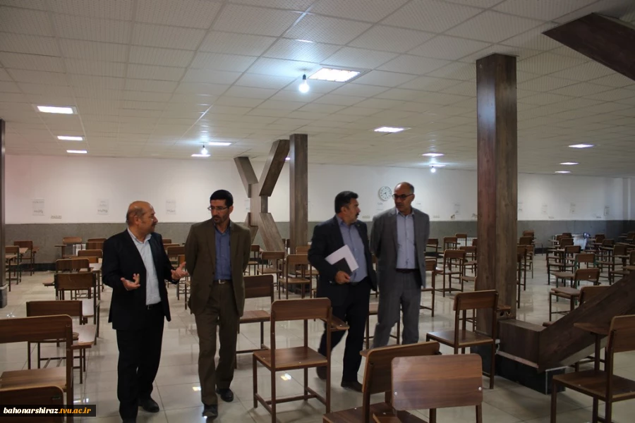 گزارش تصویری از بازدید مدیرکل دفتر طرح های عمرانی دانشگاه فنی و حرفه ای کشور از دانشکده های شهید باهنر، شهیدرجایی و دختران شیراز 

 13