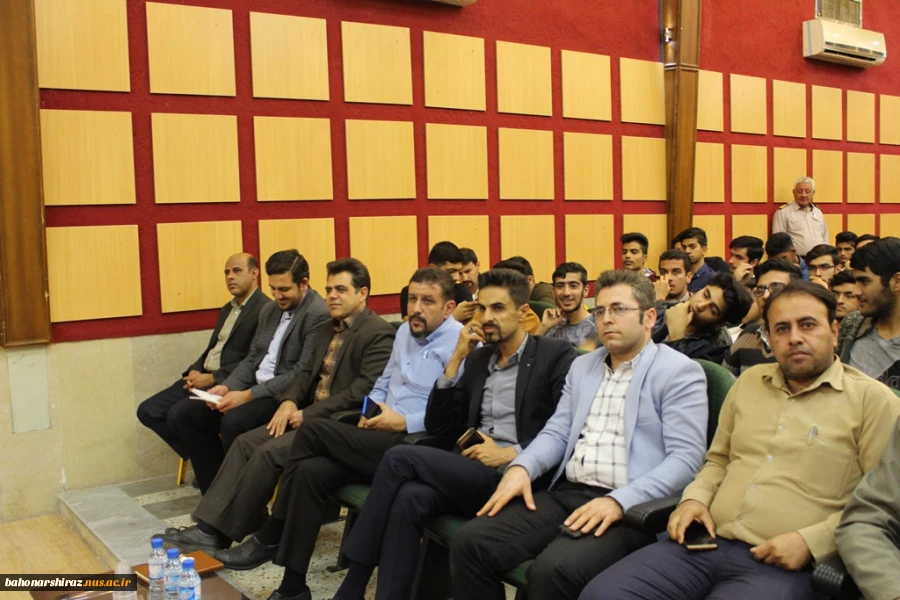 گزارش تصویری از جلسه توجیهی دانشجویان ورودی دانشکده فنی و حرفه ای شهید باهنر شیراز  18