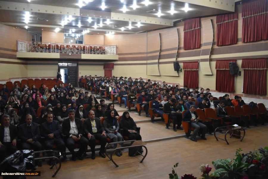 برگزاری سمینار هوش مالی وتجاری،کارآفرینی در آموزشکده فنی امام خمینی (ره)آباده

 4