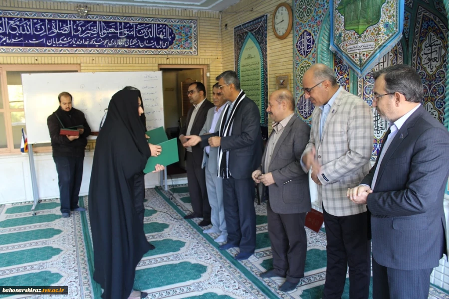 گزارش تصویری جلسه شورای اداری دانشکده شهید باهنر شیراز  12