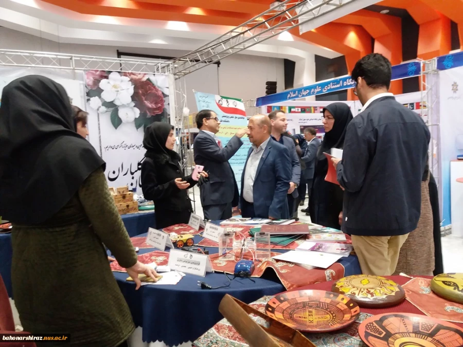 نمایش دستاوردهای پژوهشی دانشگاه فنی و حرفه ای استان فارس در نمایشگاه هفته پژوهش  4