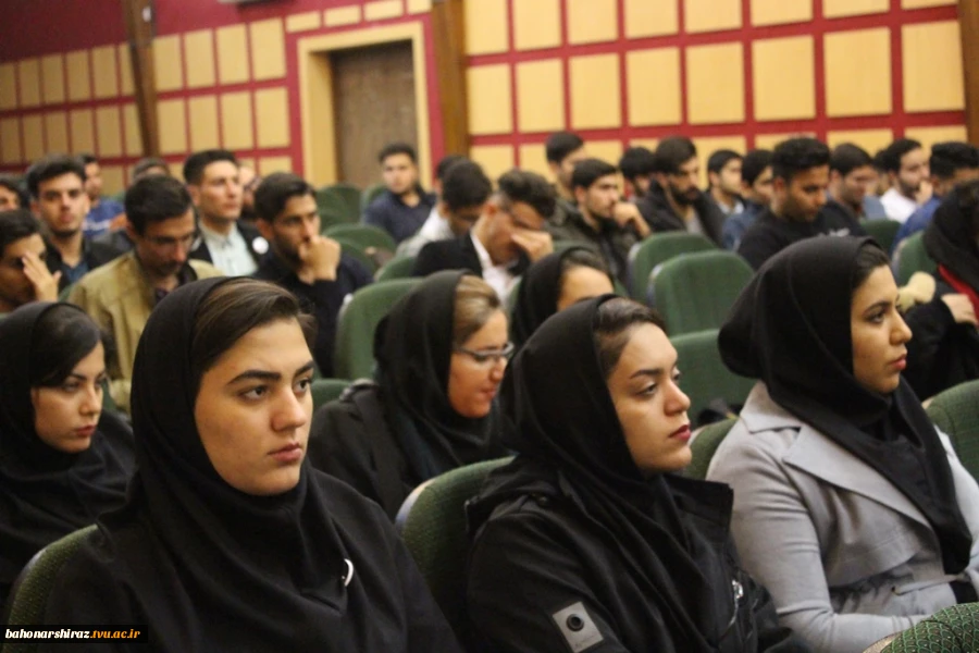 مراسم افتتاحیه نشست مجمع اتحادیه دبیران انجمن های علمی دانشگاه فنی و حرفه ای کشور در دانشکده شهید باهنر شیراز+ تصاویر 
 8
