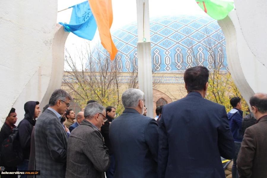 غباروبی قبور مطهر شهید سردار ولی نوری و شهید گمنام در دانشکده شهید باهنر شیراز  7