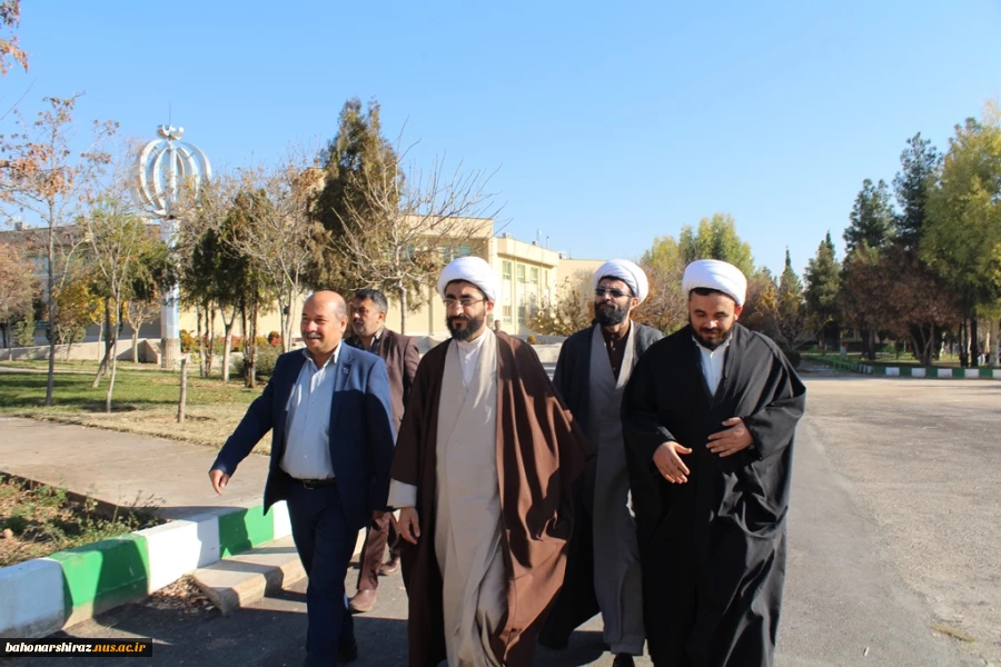 گزارش تصویری از بازدید مدیر حوزه های علمیه استان فارس از دانشکده شهید باهنر شیراز  3