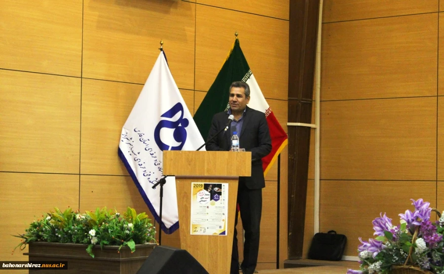 سمینار آسیب های اجتماعی در دانشکده فنی و حرفه ای شهید باهنر شیراز به روایت تصویر  11