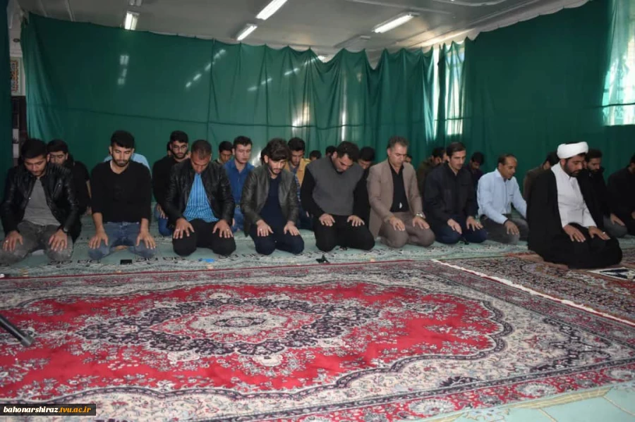 مراسم بزرگداشت و عزاداری سردار سپهبد سلیمانی در 13 دانشکده دانشگاه فنی و حرفه ای فارس + تصاویر
 17