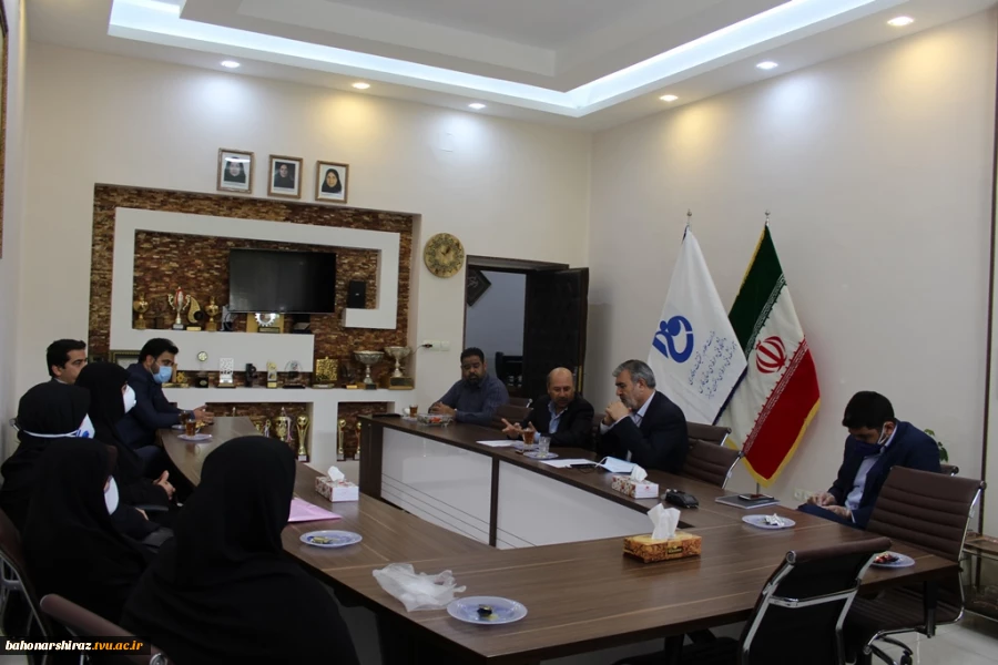 گزارش تصویری از بازدید ابراهیم عزیزی منتخب مردم شیراز در مجلس شورای اسلامی از کارگاه های دوخت دانشکده دختران شیراز  7