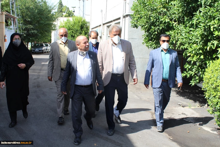 گزارش تصویری از بازدید معاون هماهنگی امورعمرانی استانداری فارس  از دانشکده های فنی و حرفه ای  الزهرا(س) و شهید باهنر شیراز 6