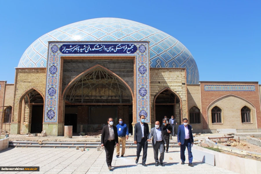 بازدید دکتر قادری نماینده شیراز و زرقان از آزمون ورود به حرفه مهندسان در دانشکده فنی و مهندسی شهید باهنر شیراز+ تصایر 19