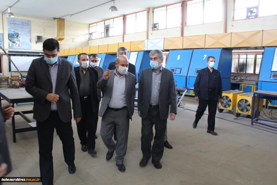 گزارش تصویری از بازدید رئیس کمیسیون انرژی و نماینده مردم شهرستان های کازرون و کوهچنار در مجلس شورای اسلامی  13