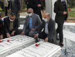 غباروبی قبور مطهر شهید سردار ولی نوری و شهید گمنام در دانشکده شهید باهنر شیراز 2