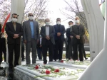 غباروبی قبور مطهر شهید سردار ولی نوری و شهید گمنام در دانشکده شهید باهنر شیراز 3