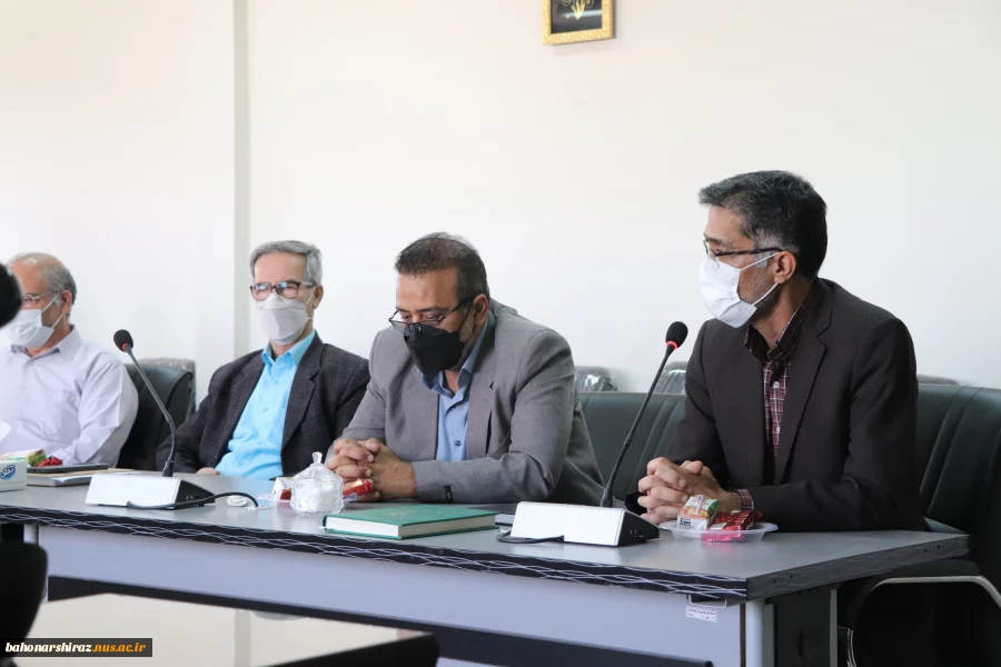 گزارش تصویری از مراسم تجلیل از اساتید نمونه دانشکده شهید باهنر شیراز 3