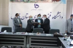 گزارش تصویری از مراسم تجلیل از اساتید نمونه دانشکده شهید باهنر شیراز 12
