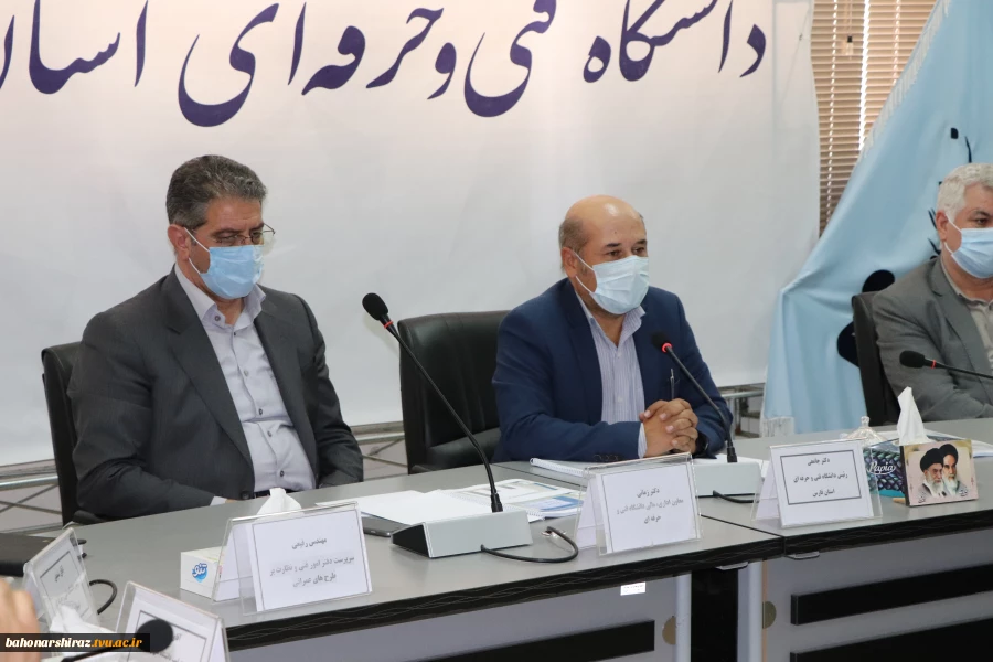 از خرداد ماه ۱۴۰۰ کلیه مزایای کارکنان  
(اضافه‌کاری ، ایاب ذهاب ،مهد کودک و...) به صورت ماهیانه پرداخت می شود
 2