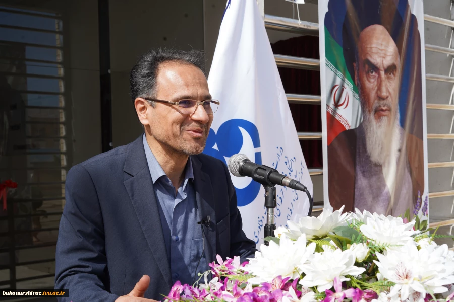 با حضور رئیس دانشگاه فنی و حرفه‌ای کشور صورت گرفت:
افتتاح ساختمان جدیدالاحداث دانشکده فنی‌ و حرفه‌ای دختران الزهرا(س) در شیراز 2
