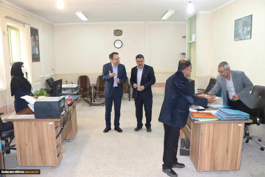 تقدیر و تشکر چهره به چهره از کارکنان دانشگاه  6