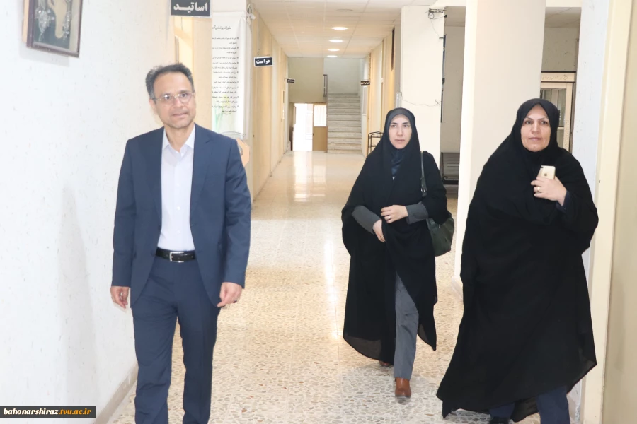 آموزشکده فنی و حرفه ای دختران کازرون میزبان رئیس دانشگاه فنی و حرفه ای استان فارس  3