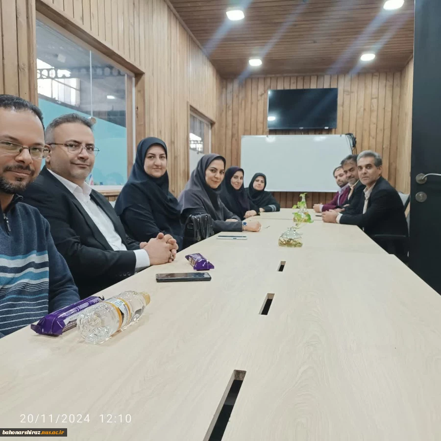 بازدید علمی اساتید و اعضای هیئت علمی و کارکنان دانشگاه ملی مهارت استان فارس در راستای تعامل میان صنعت و دانشگاه و به مناسبت بزرگداشت هفته جهانی کارآفرینی  4