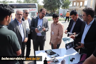 بازدید رئیس دانشگاه ملی مهارت استان فارس از روند ثبت‌نام دانشجویان جدیدالورود 5