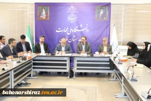 نشست صمیمی کارکنان و معاونین دانشگاه ملی مهارت استان فارس با دکتر جعفر قادری 4