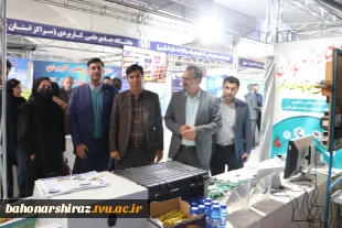 نمایشگاه هفته پژوهش و فناوری در دانشگاه شیراز برگزار شد 7