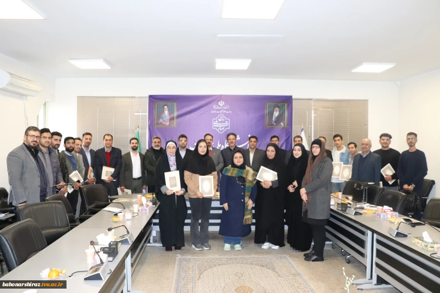 تجلیل از پژوهشگران برتر دانشگاه ملی مهارت فارس با حضور مدیرکل پژوهشی دانشگاه ملی مهارت کشور 3