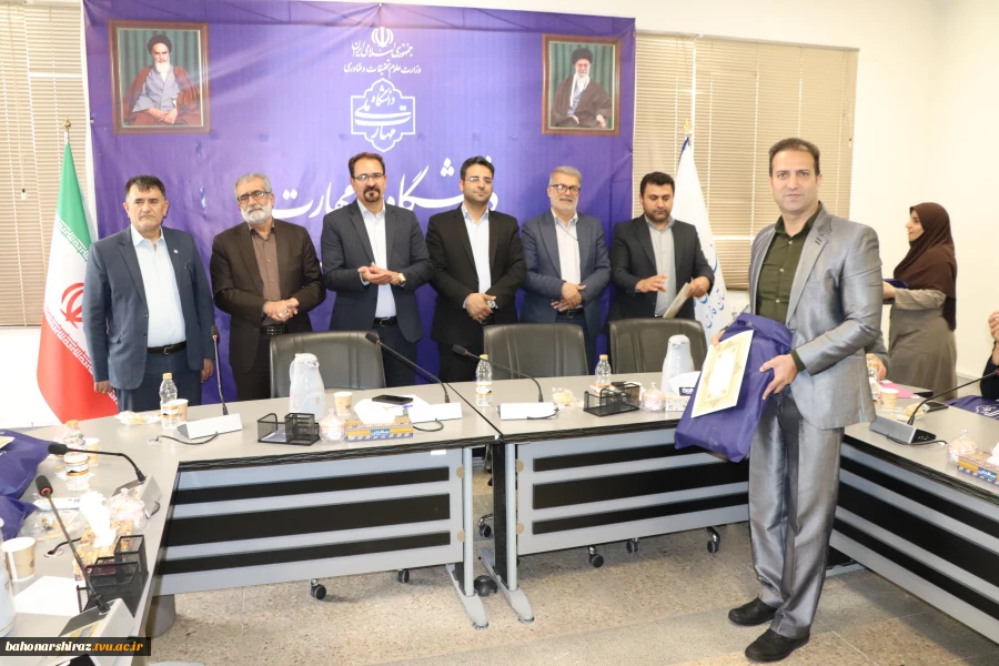 با حضور دکترصادق پور رئیس دانشگاه ملی مهارت فارس برگزار شد؛

آیین تجلیل از سرآمدان دانشگاه ملی مهارت واحد استان فارس 5