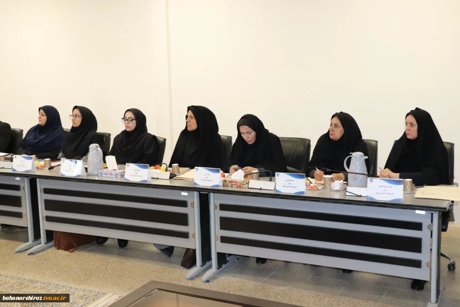 گردهمایی مدیران ستادی و روسای مراکز دانشگاه ملی مهارت واحد استان فارس برگزار گردید 4