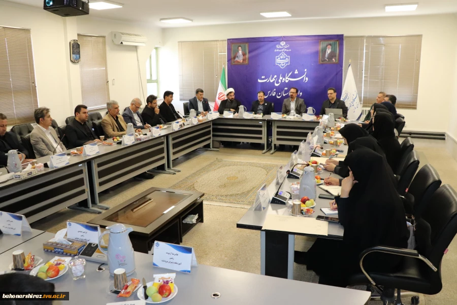 گردهمایی مدیران ستادی و روسای مراکز دانشگاه ملی مهارت واحد استان فارس برگزار گردید 5