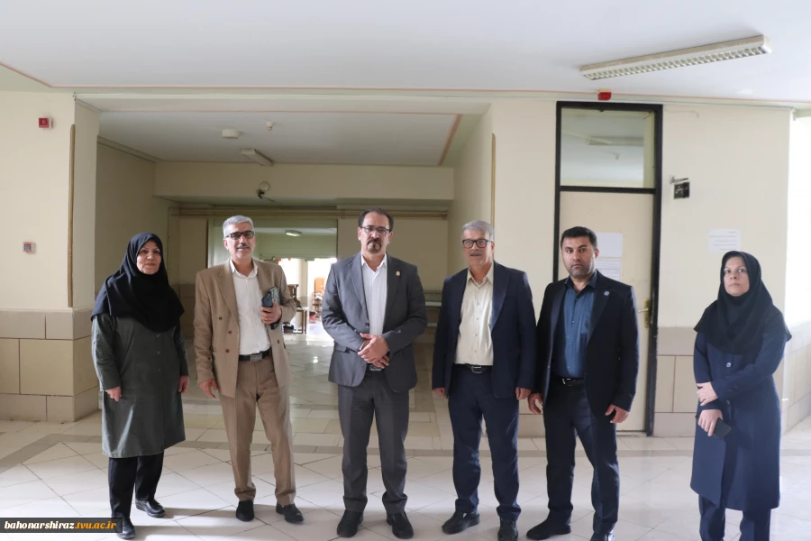 بازدید رئیس دانشگاه ملی مهارت واحد استان فارس و هیأت همراه از آموزشکده دختران کازرون 5